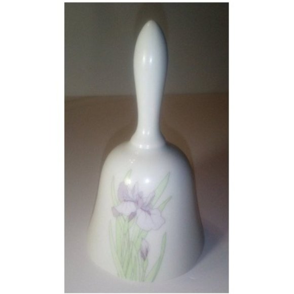 White with Light Purple Iris's - Porcelain Bell - Picture 2 of 4